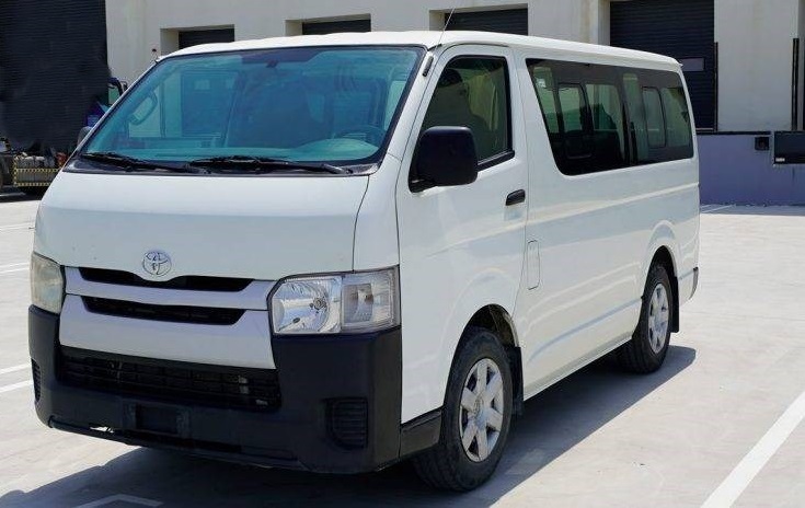 hiace66124PicA